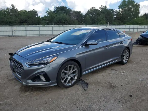 5NPE34AB5JH715557 2018 HYUNDAI SONATA - Image 1