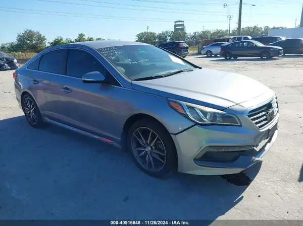 5NPE34AB6HH564061 2017 HYUNDAI SONATA - Image 1