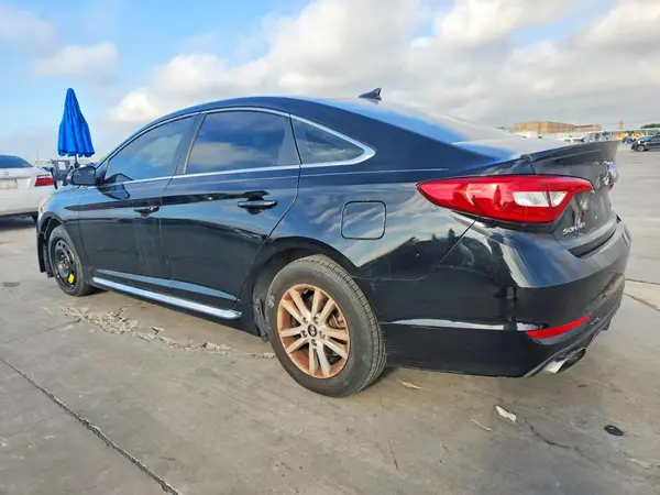 5NPE34AB6HH579627 2017 HYUNDAI SONATA - Image 2