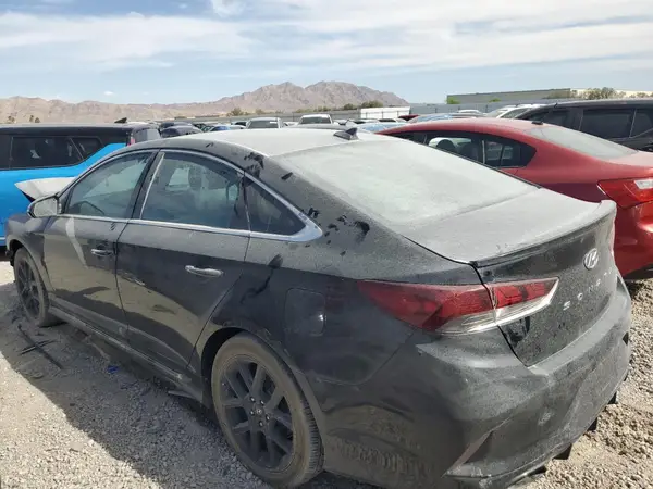 5NPE34AB6JH675604 2018 HYUNDAI SONATA - Image 2
