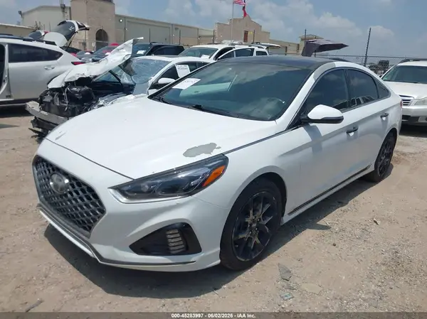 5NPE34AB6JH727426 2018 HYUNDAI SONATA - Image 2
