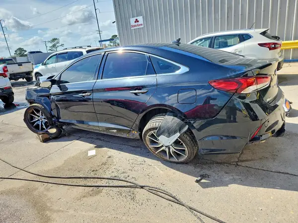 5NPE34AB6KH820366 2019 HYUNDAI SONATA - Image 2