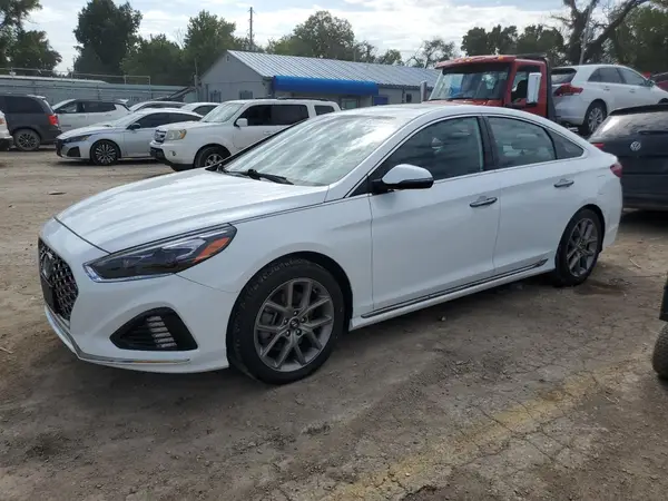 5NPE34AB7JH640702 2018 HYUNDAI SONATA - Image 1