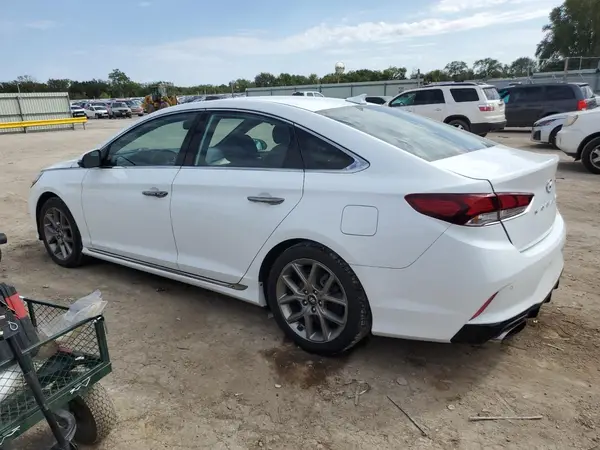 5NPE34AB7JH640702 2018 HYUNDAI SONATA - Image 2