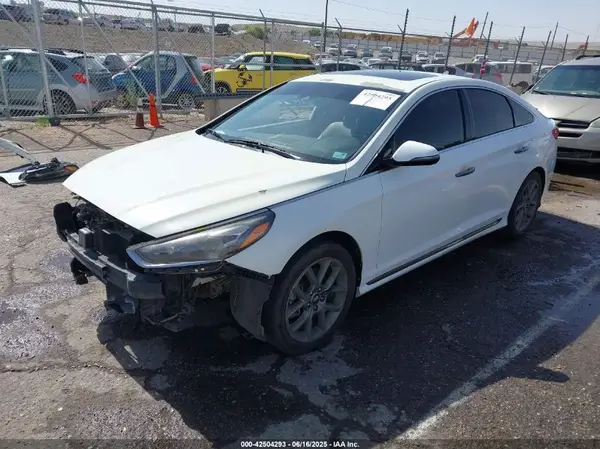 5NPE34AB7JH661761 2018 HYUNDAI SONATA - Image 2