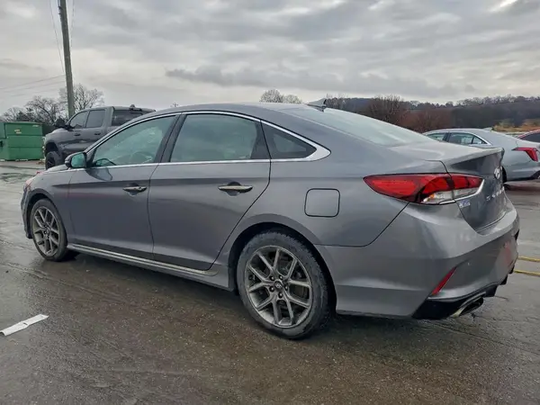 5NPE34AB7JH666409 2018 HYUNDAI SONATA - Image 2