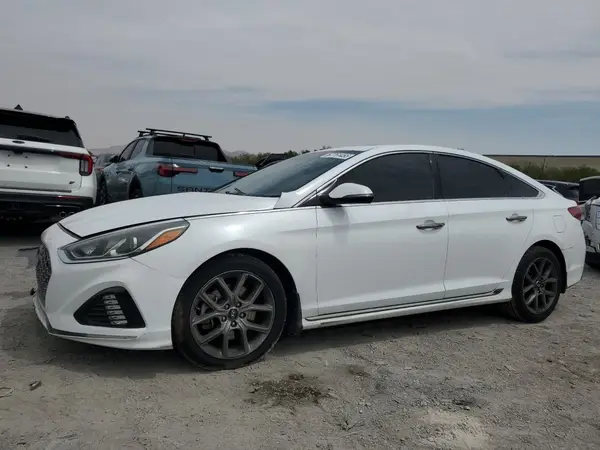 5NPE34AB7JH687891 2018 HYUNDAI SONATA - Image 1