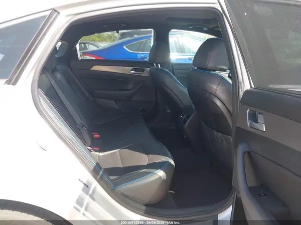 5NPE34AB7JH699992 2018 HYUNDAI SONATA - Image 8