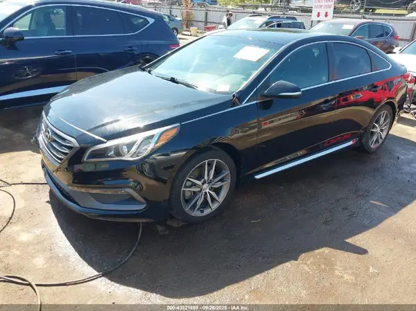 5NPE34AB8HH472286 2017 HYUNDAI SONATA - Image 2