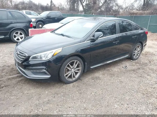 5NPE34AB8HH543261 2017 HYUNDAI SONATA - Image 2
