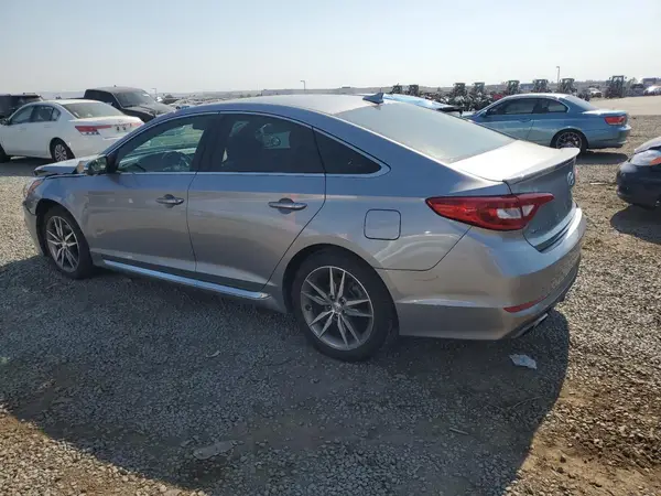 5NPE34AB8HH553997 2017 HYUNDAI SONATA - Image 2