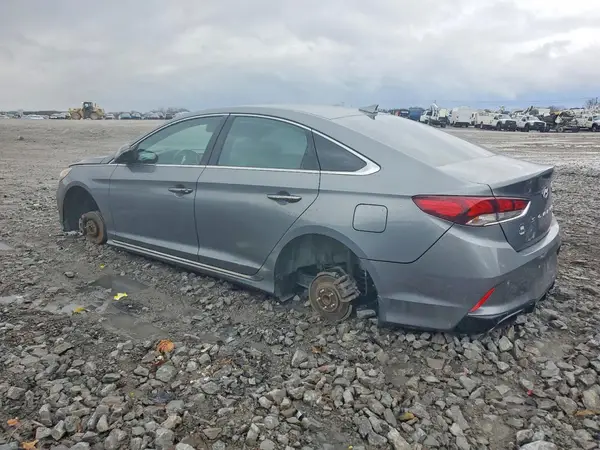 5NPE34AB8JH636349 2018 HYUNDAI SONATA - Image 2