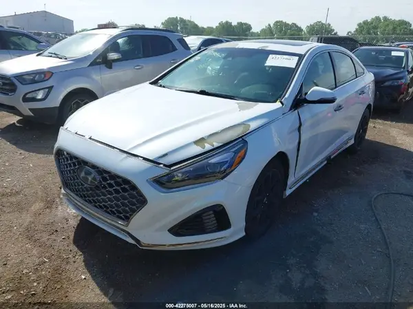 5NPE34AB8JH675054 2018 HYUNDAI SONATA - Image 2