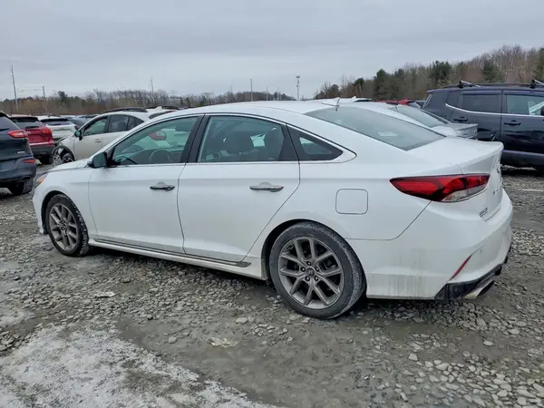5NPE34AB8JH680576 2018 HYUNDAI SONATA - Image 2