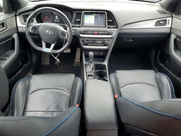 5NPE34AB8JH680576 2018 HYUNDAI SONATA - Image 8