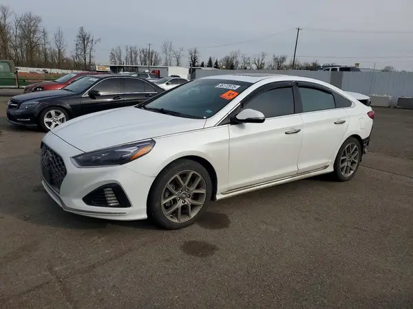 5NPE34AB8JH695093 2018 HYUNDAI SONATA - Image 1