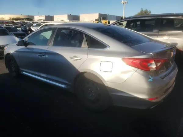5NPE34AB9HH501018 2017 HYUNDAI SONATA - Image 2