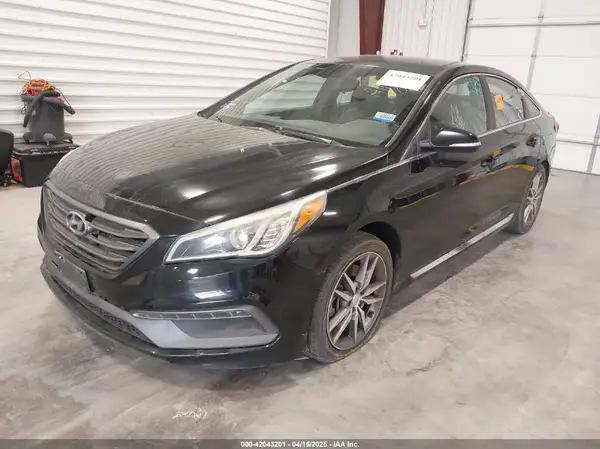 5NPE34AB9HH576902 2017 HYUNDAI SONATA - Image 2