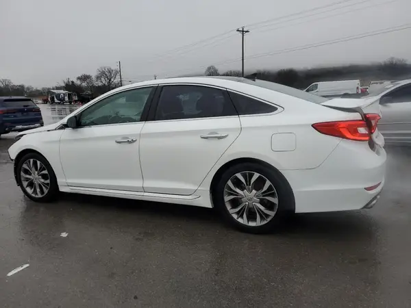 5NPE34ABFH255639 2017 HYUNDAI SONATA - Image 2