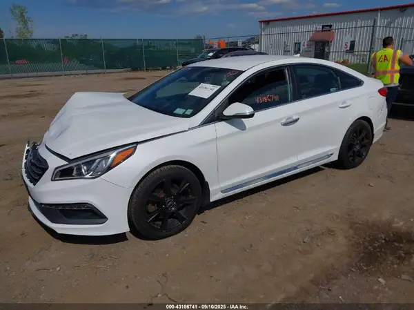 5NPE34ABXHH448331 2017 HYUNDAI SONATA - Image 2