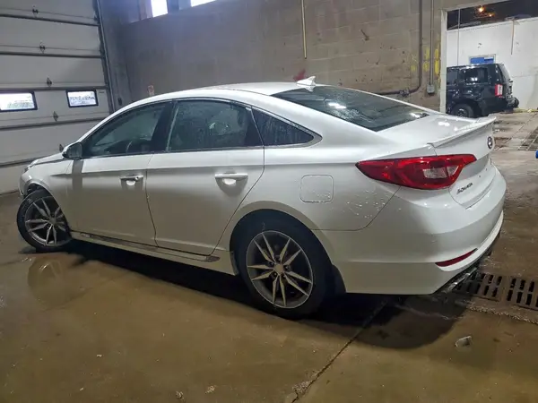 5NPE34ABXHH497237 2017 HYUNDAI SONATA - Image 2