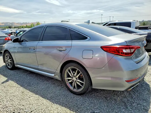 5NPE34ABXHH506096 2017 HYUNDAI SONATA - Image 2