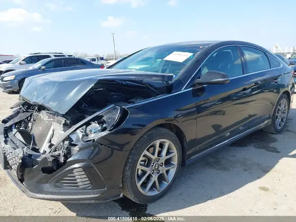 5NPE34ABXJH694365 2018 HYUNDAI SONATA - Image 2