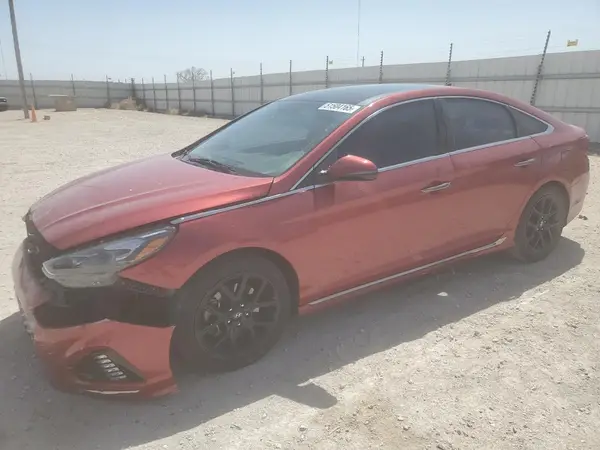 5NPE34ABXJH710161 2018 HYUNDAI SONATA - Image 1