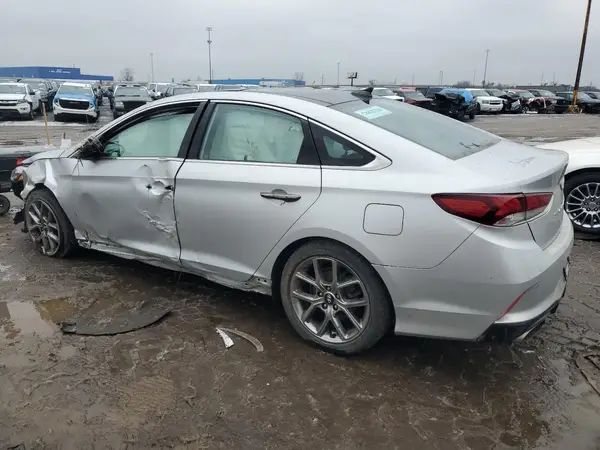 5NPE34ABXKH795052 2019 HYUNDAI SONATA - Image 2