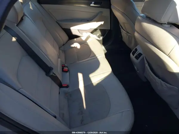 5NPE34AF0GH268955 2016 HYUNDAI SONATA - Image 8