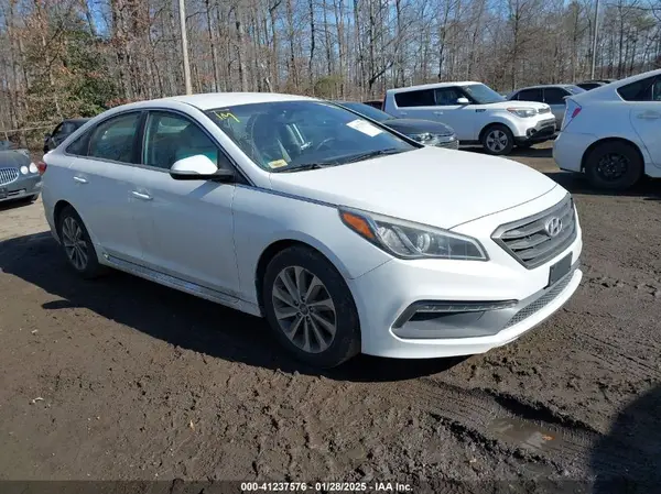 5NPE34AF0GH277073 2016 HYUNDAI SONATA - Image 1