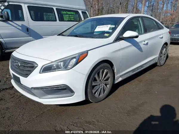 5NPE34AF0GH277073 2016 HYUNDAI SONATA - Image 2
