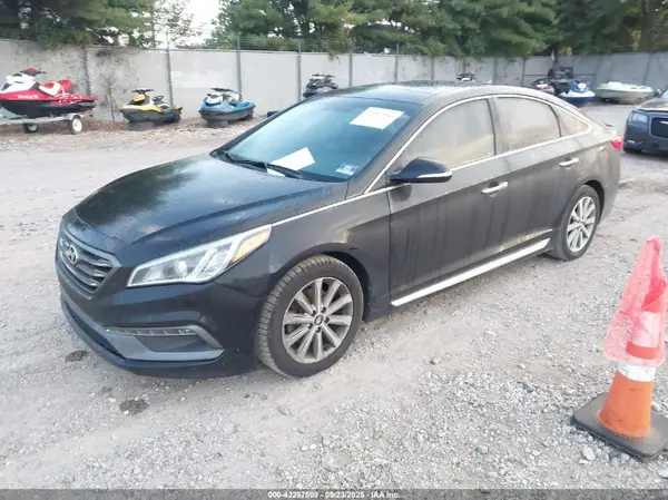 5NPE34AF0GH280040 2016 HYUNDAI SONATA - Image 2