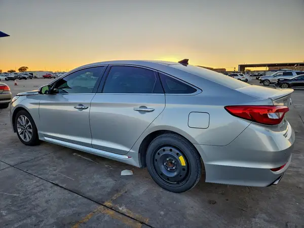 5NPE34AF0GH282676 2016 HYUNDAI SONATA - Image 2