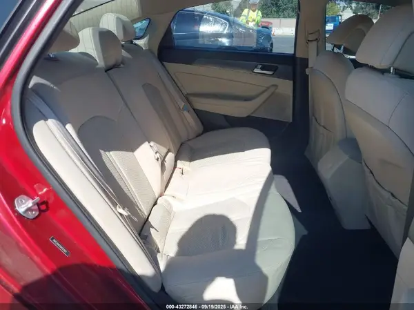 5NPE34AF0GH325011 2016 HYUNDAI SONATA - Image 8