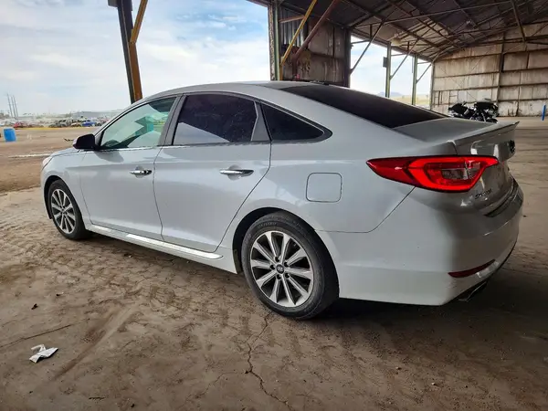 5NPE34AF0GH326417 2016 HYUNDAI SONATA - Image 2