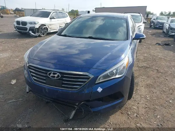 5NPE34AF0GH329902 2016 HYUNDAI SONATA - Image 2