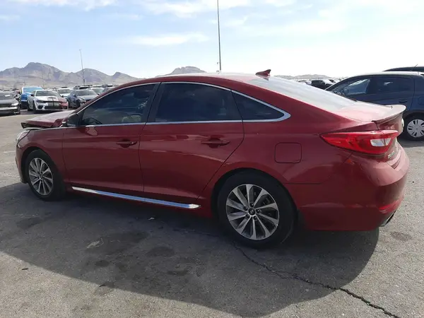 5NPE34AF0GH393373 2016 HYUNDAI SONATA - Image 2