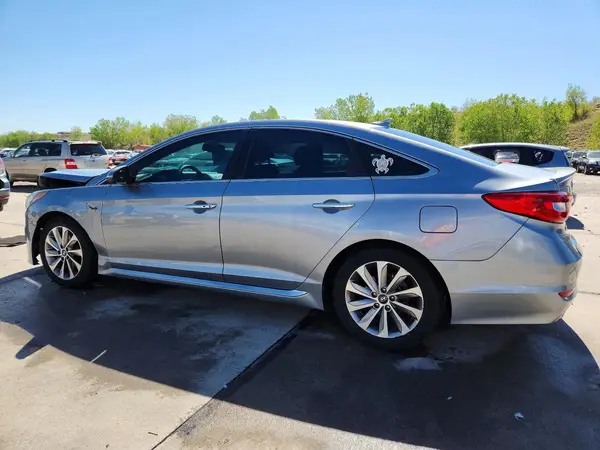 5NPE34AF0GH412682 2016 HYUNDAI SONATA - Image 2