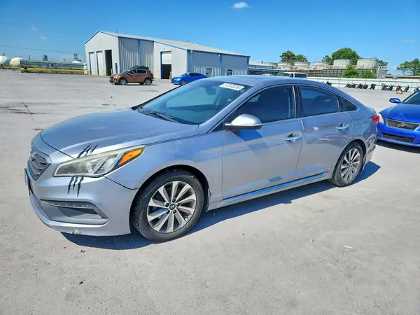 5NPE34AF0GH415789 2016 HYUNDAI SONATA - Image 1