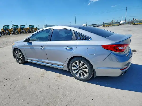 5NPE34AF0GH415789 2016 HYUNDAI SONATA - Image 2