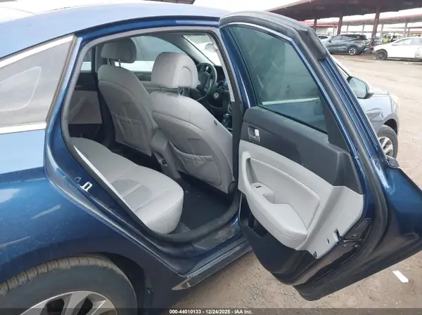 5NPE34AF0GH420877 2016 HYUNDAI SONATA - Image 8