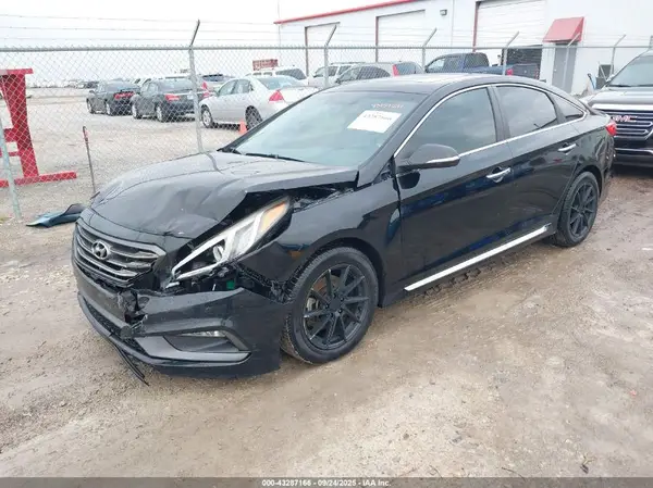 5NPE34AF0HH436949 2017 HYUNDAI SONATA - Image 2