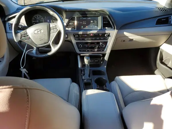 5NPE34AF0HH439902 2017 HYUNDAI SONATA - Image 8