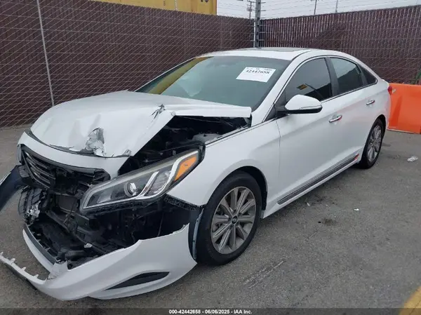 5NPE34AF0HH457509 2017 HYUNDAI SONATA - Image 2
