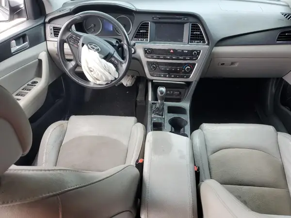 5NPE34AF0HH475928 2017 HYUNDAI SONATA - Image 8