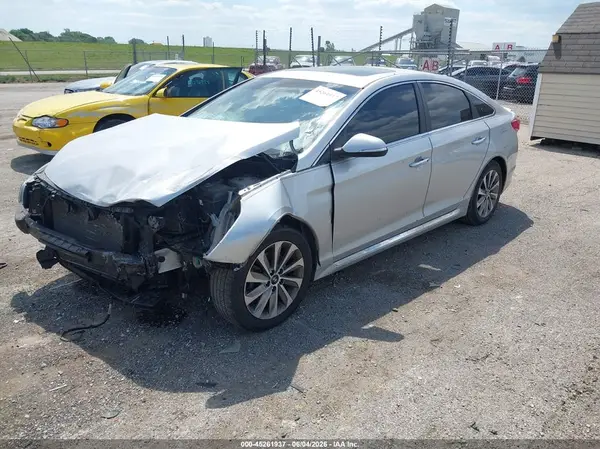 5NPE34AF0HH482779 2017 HYUNDAI SONATA - Image 2