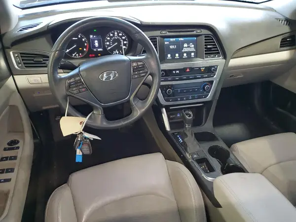 5NPE34AF0HH486587 2017 HYUNDAI SONATA - Image 8