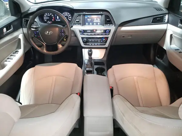 5NPE34AF0HH493569 2017 HYUNDAI SONATA - Image 8