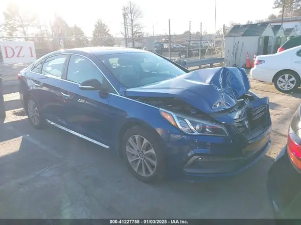 5NPE34AF0HH493734 2017 HYUNDAI SONATA - Image 1